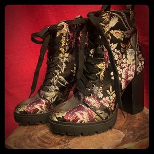 NWOT Steve Madden Brocade Heeled Combat Boots
